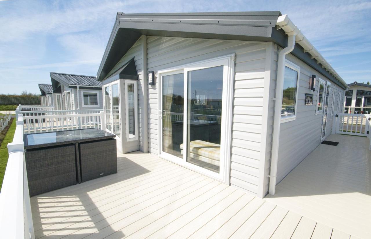 Carlton Meres Holiday Park Rendham Room photo